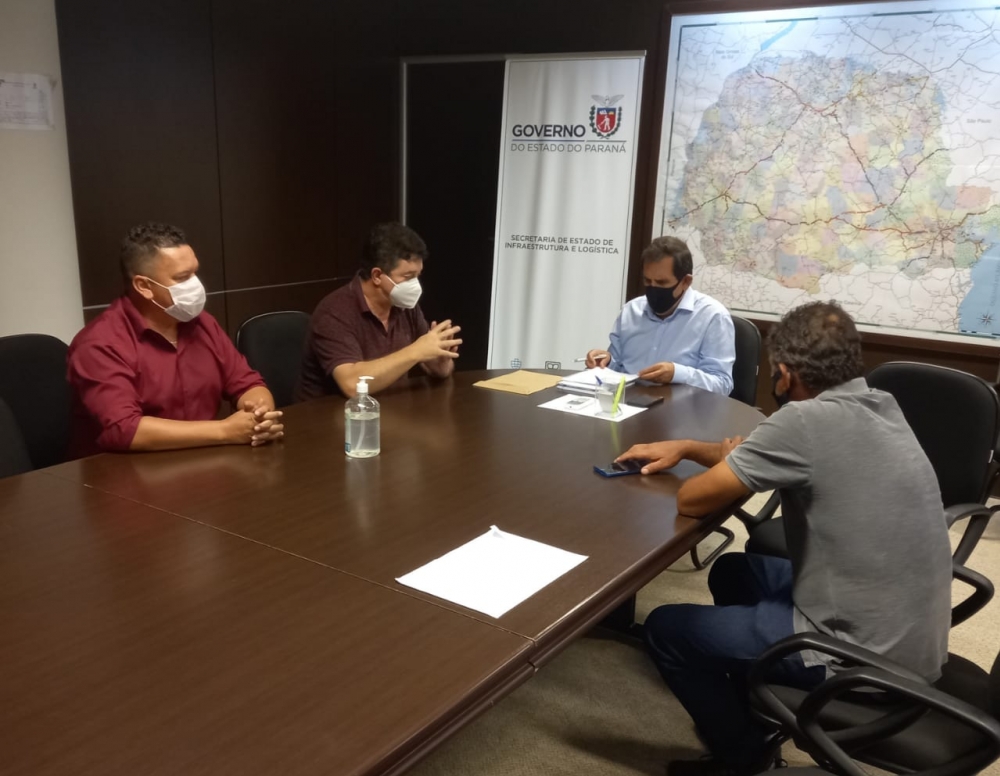 Farol em Curitiba. Prefeito e Presidente da Câmara vão em busca de recursos