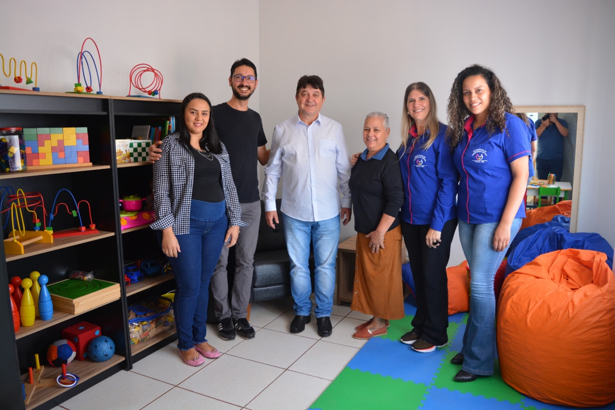 Prefeito Oclecio Meneses, inaugura Clínica de Psicologia