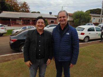 Prefeito Oclecio Meneses recebe a visita do prefeito Ulisses Maia de Maringá