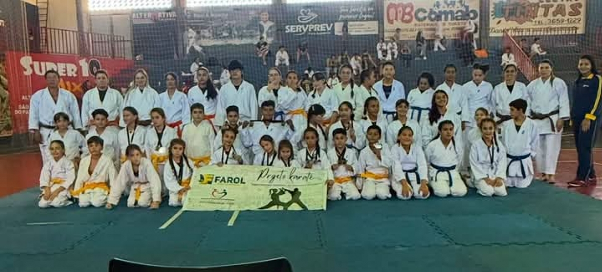 Projeto Karatê de Farol é vice-campeão da 1ª Copa de Karatê 