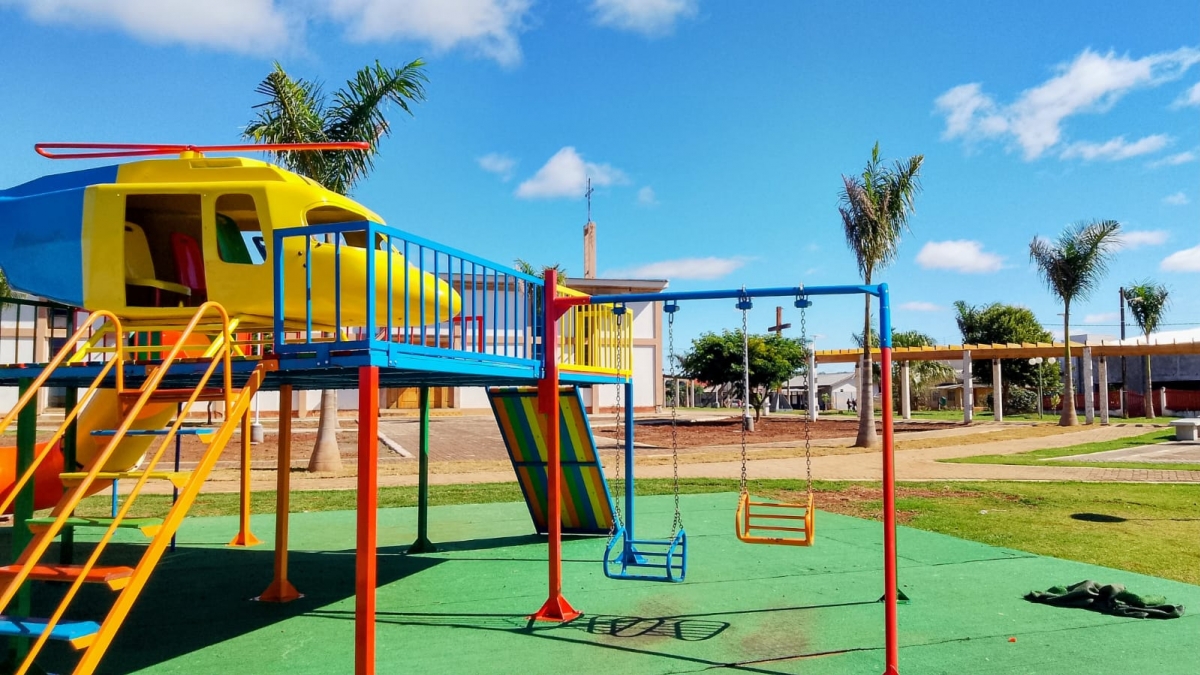 Farol realiza revitalização com novas estruturas na Praça da Matriz