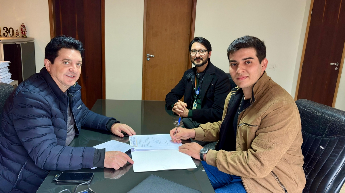 Programa Bolsa Universitária contempla estudantes