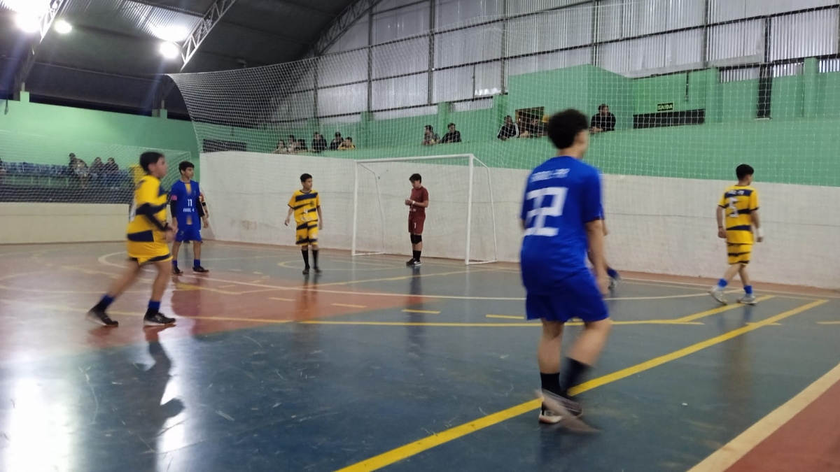 Categoria de base: Alunos atletas disputaram partidas na Copinha de Futsal 