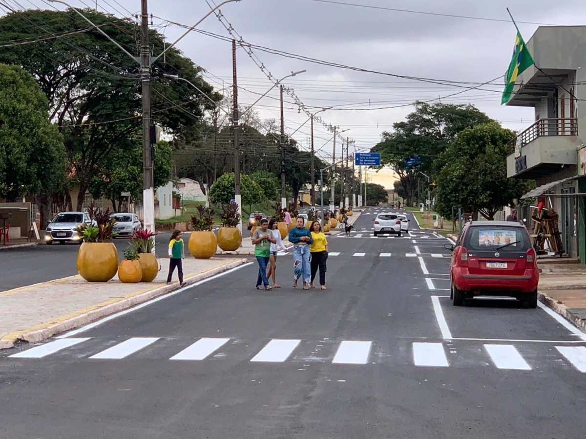 Farol cria novos programas municipais para fortalecer pequenas empresas