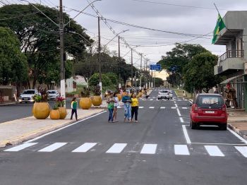 Farol cria novos programas municipais para fortalecer pequenas empresas