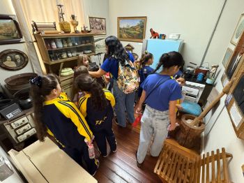 Estudantes de Farol visitam Museu Histórico em Campo Mourão